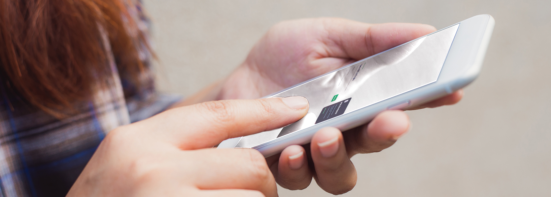 Teléfono compatible con la red móvil y eSIM de TodosM.